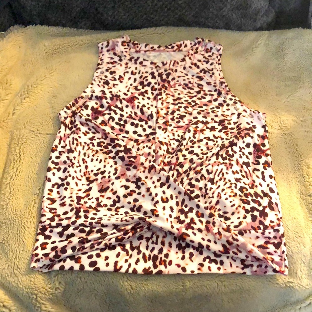🎉4 for $20 Old Navy Active Leopard Print Tank, size small
